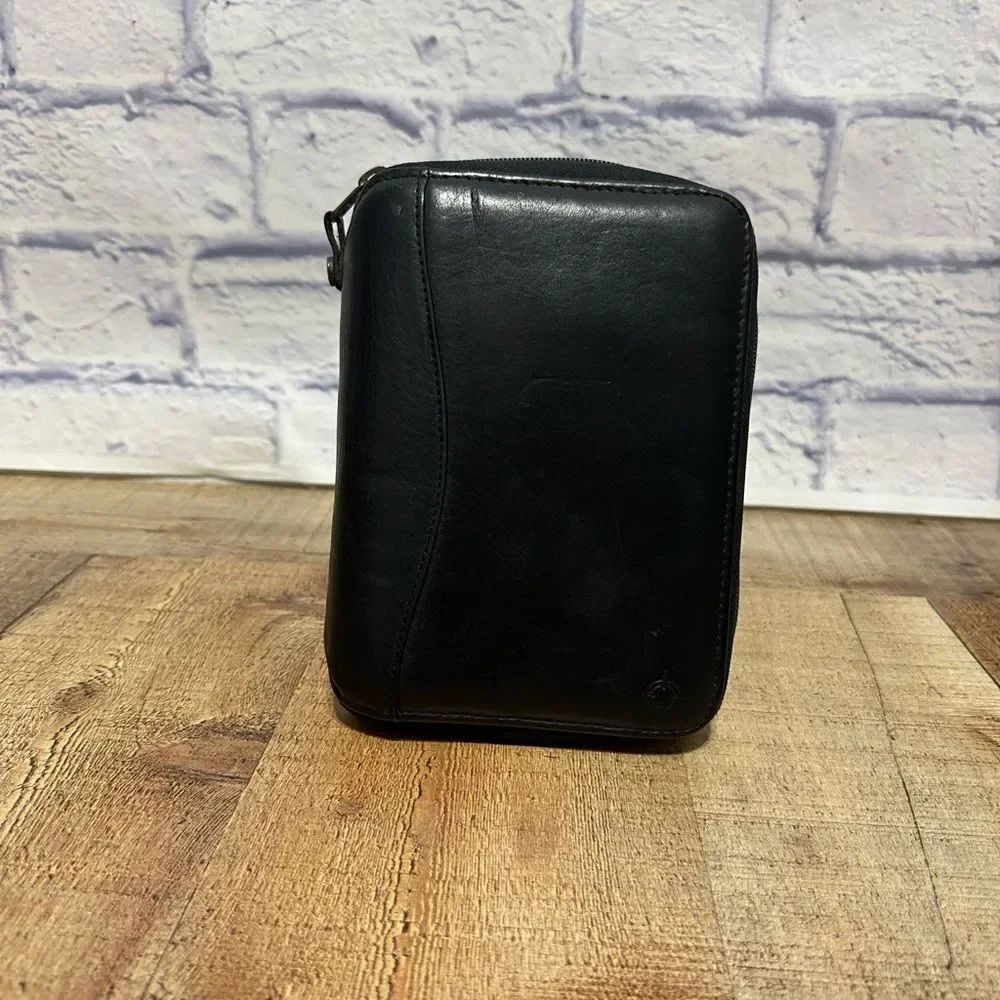 Franklin Covey Vintage 1996 Black Leather Zip Around Planner Organizer